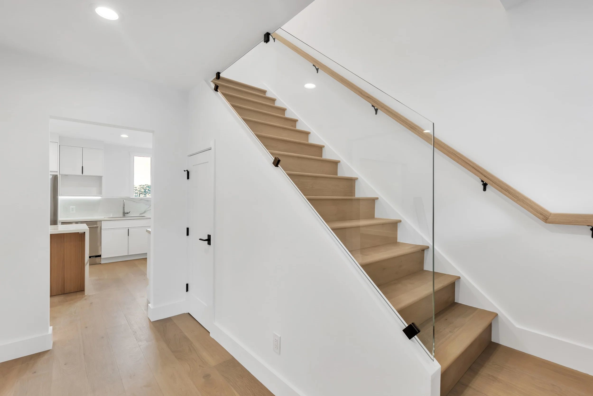 RH Design & Construction Banner 18