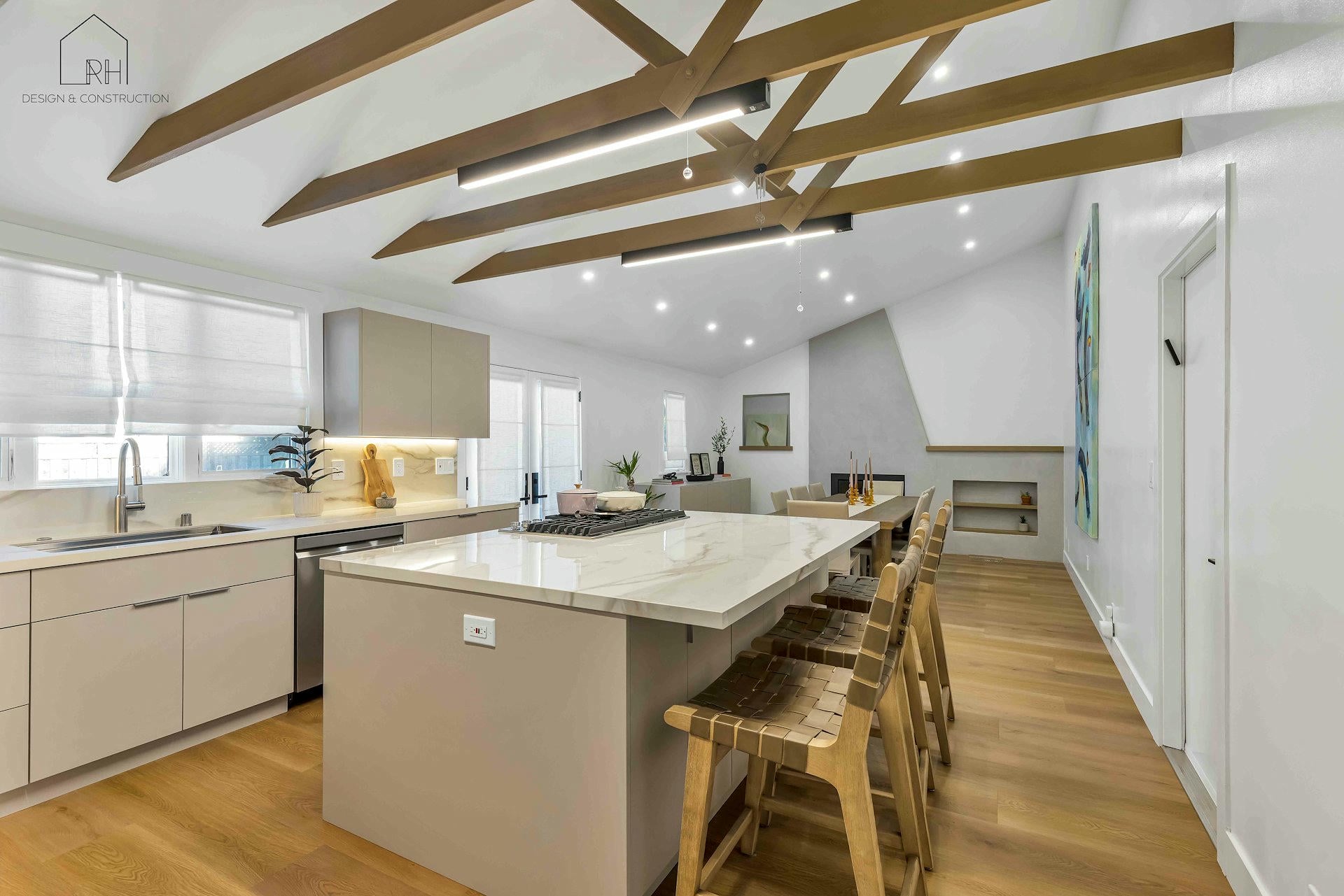 Cupertino Modern Living