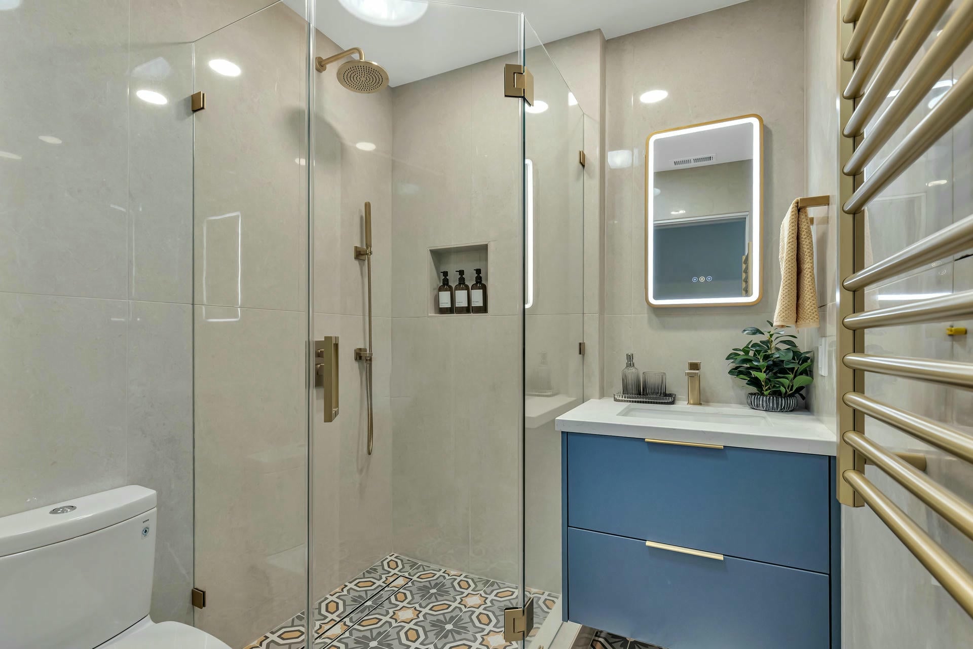 Willowmont Ave San Jose Bathroom