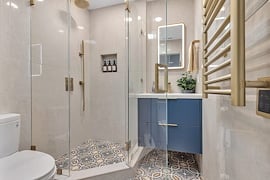 Willowmont ave san jose bathroom